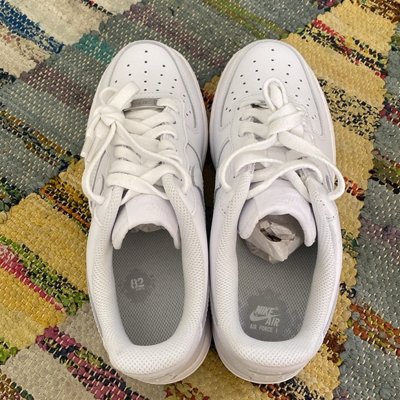 Nike Air Force 1 - Picture 4 of 6